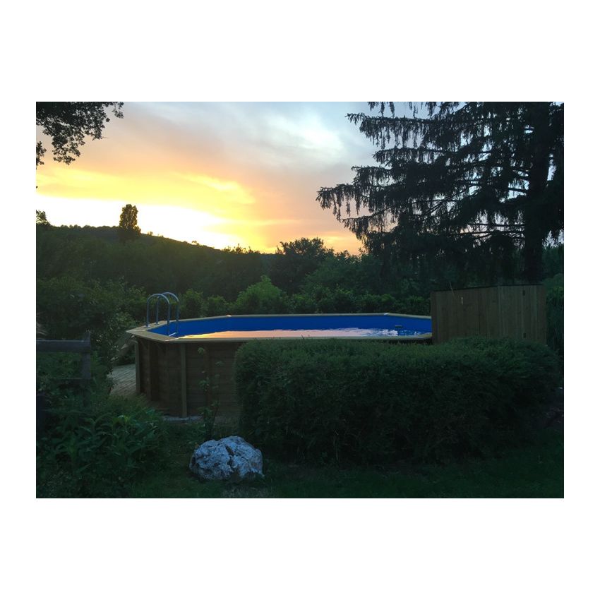 Piscine Bois Lola Octogonale Allongée avec Escalier 541x336x131cm Pierre de Bali