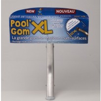 Gomme format XL avec balai pour nettoyage piscine